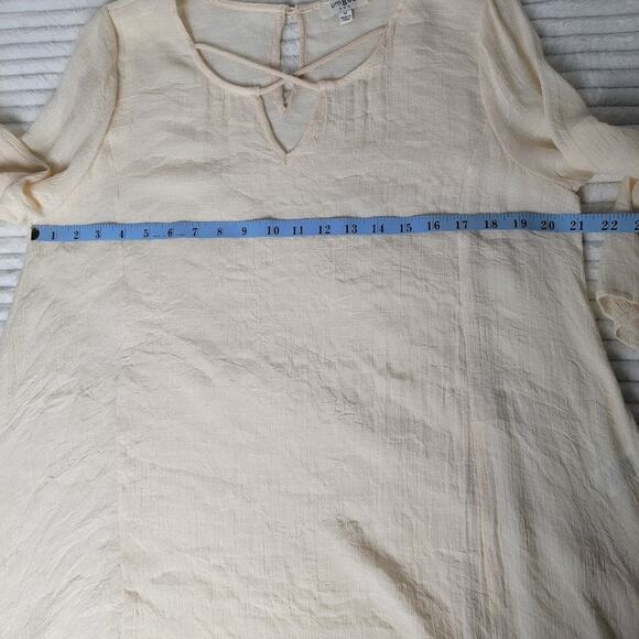 Umgee USA Cream Gauze Crinkle Tunic Dress Handkerchief Hem Women’s M Peasant - Picture 6 of 9